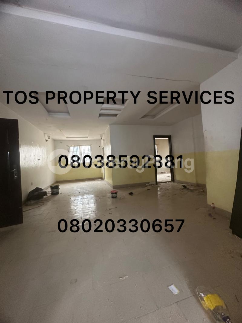 3 bedroom Flat / Apartment for rent Sabo Alagomeji, Yaba, Lagos. Alagomeji Yaba Lagos