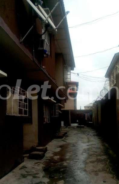 1 bedroom Flat / Apartment for rent Oshodi Isolo Lagos