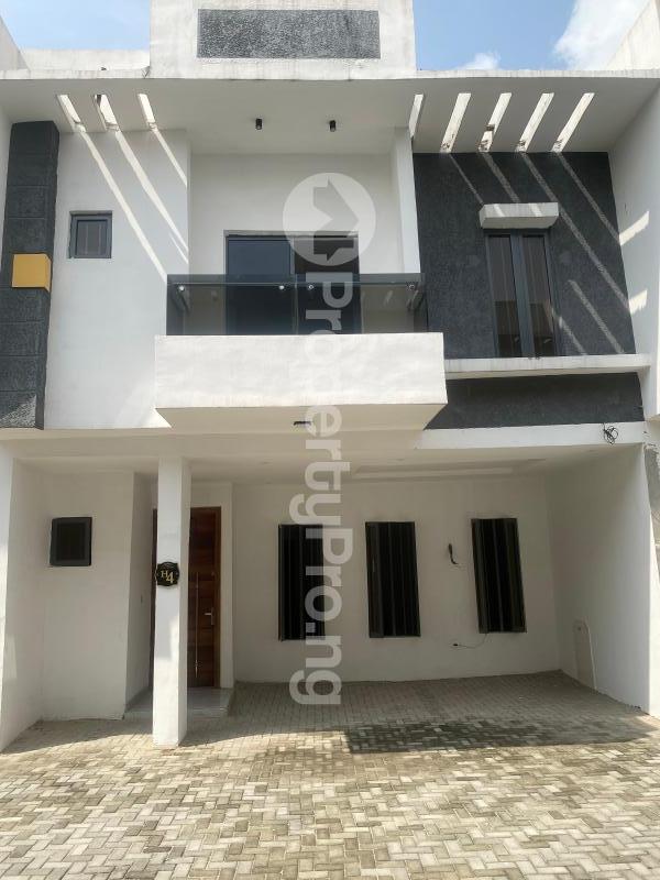 4 bedroom House for sale Lekki Lagos