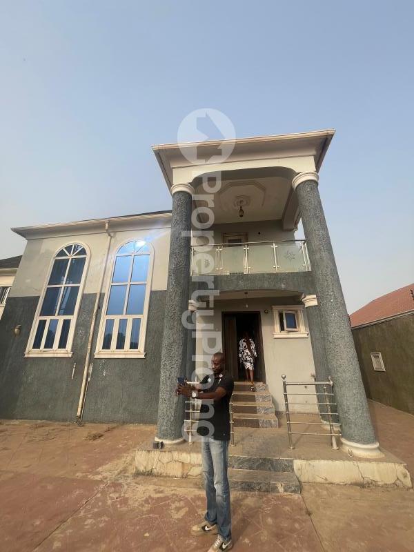 5 bedroom House for sale Kolapo Ishola Gra Akobo Ibadan Oyo