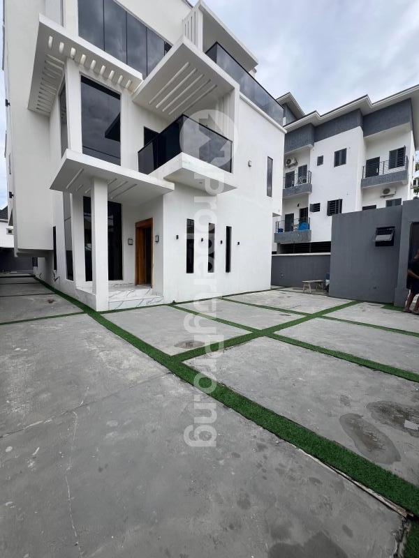 4 bedroom House for sale orchid Lekki Lagos
