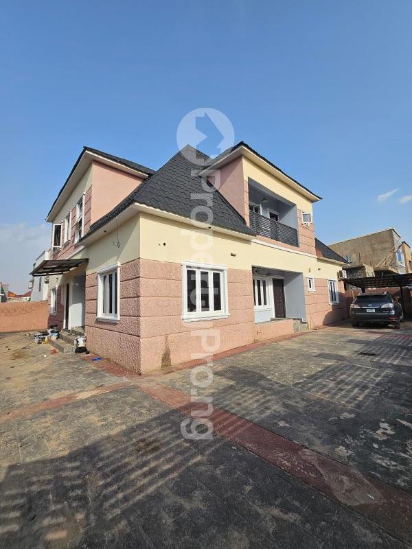 2 bedroom House for rent Airport Road Lugbe Abuja