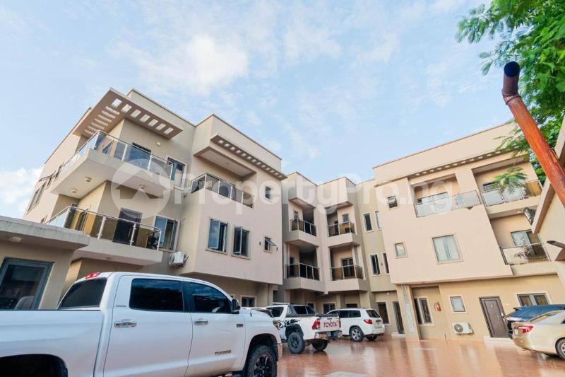 3 bedroom Flat / Apartment for rent Beside Periwinkle Estate, Facing Freedom Way, Lekki Phase 1 Lekki Phase 1 Lekki Lagos