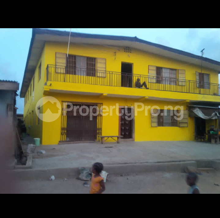 10 bedroom House for sale Z Ejigbo Ejigbo Lagos