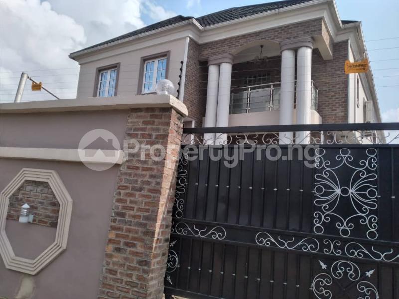 3 bedroom Flat / Apartment for rent Sunday Gbajobi Street Millenuim/UPS Gbagada Lagos