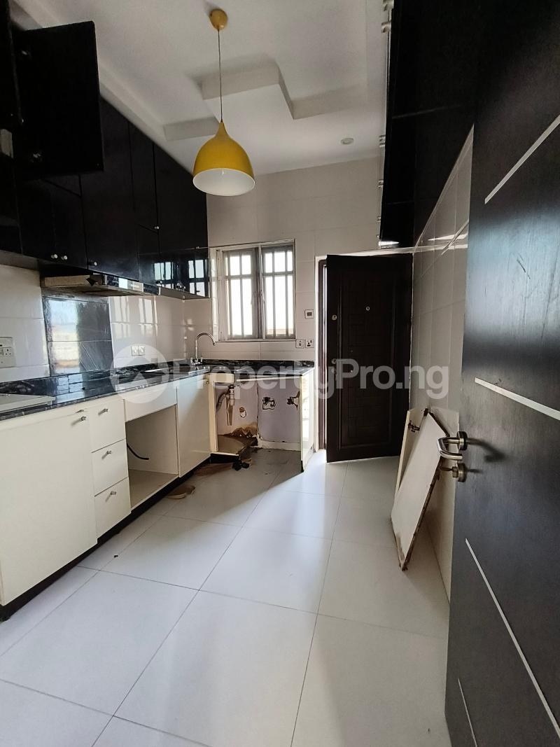3 bedroom Flat / Apartment for rent Ifako Gbagada, Lagos. Ifako-gbagada Gbagada Lagos