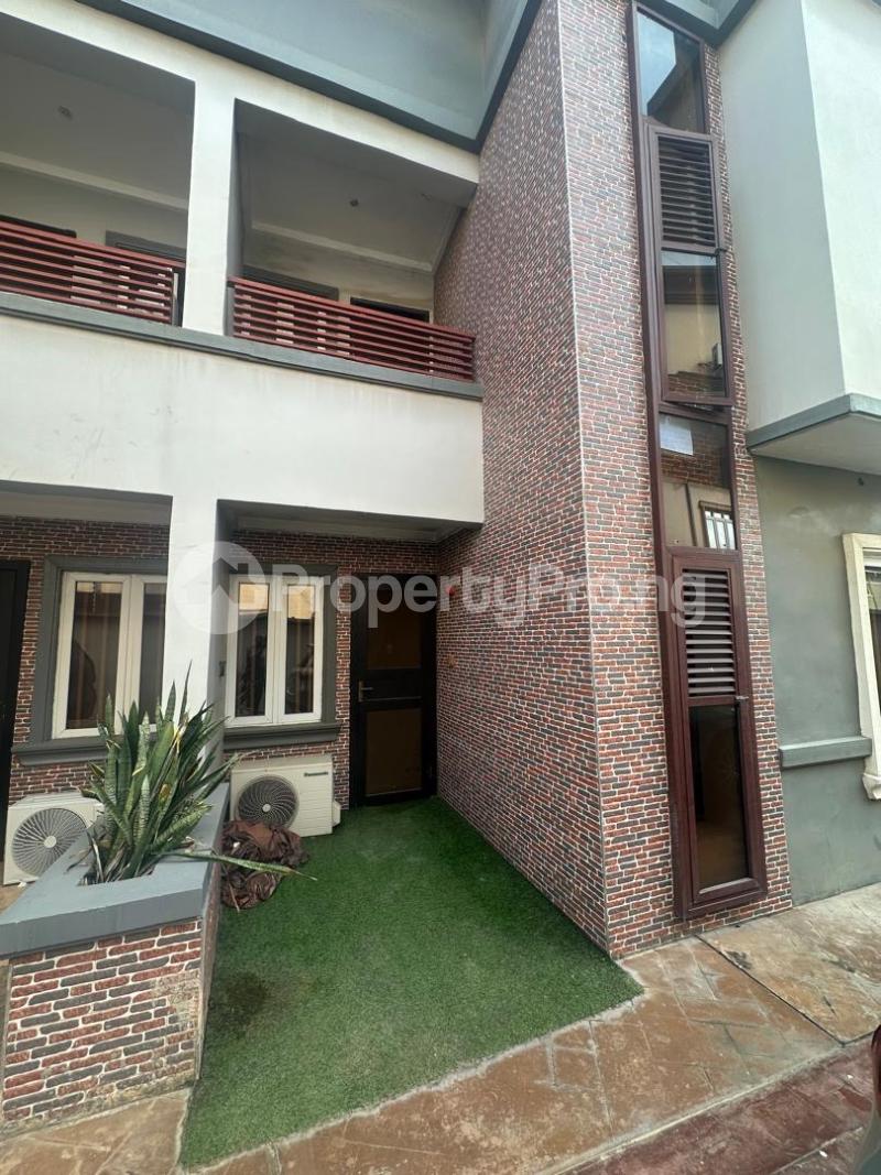 4 bedroom House for rent Millenuim/UPS Gbagada Lagos