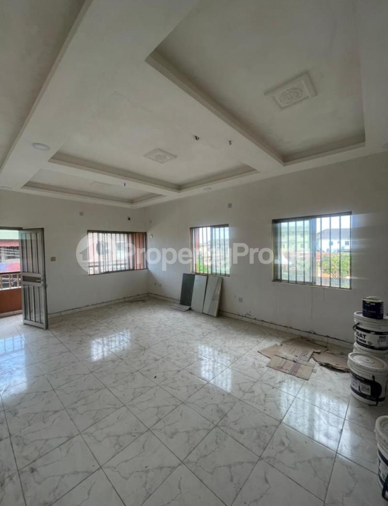 3 bedroom Flat / Apartment for rent Ogunlana Close, Aguda Surulere Lagos