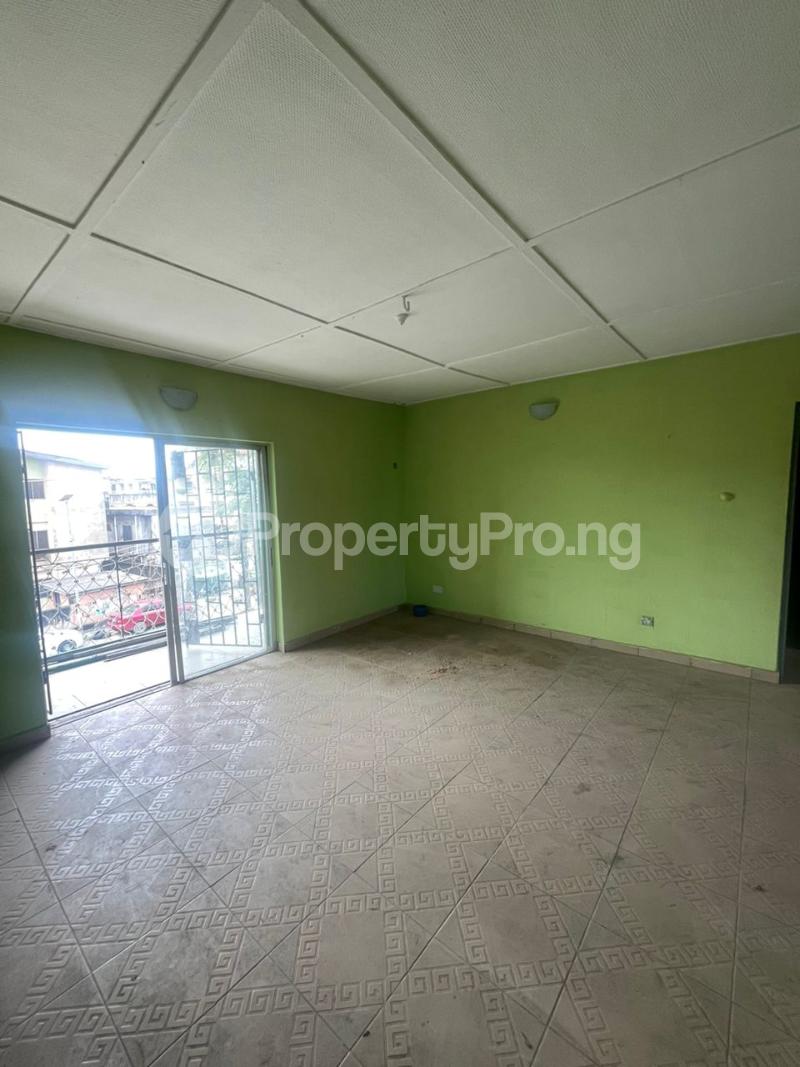3 bedroom Flat / Apartment for rent Off Enitan, Aguda Surulere Lagos - 0