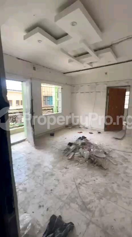 3 bedroom Flat / Apartment for rent Abule-Oja Yaba Lagos