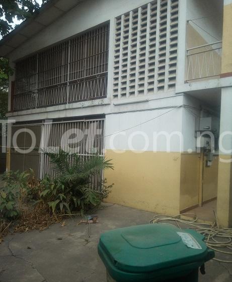 3 bedroom Flat / Apartment for rent 1, Owonubi Street Ilupeju industrial estate Ilupeju Lagos - 0