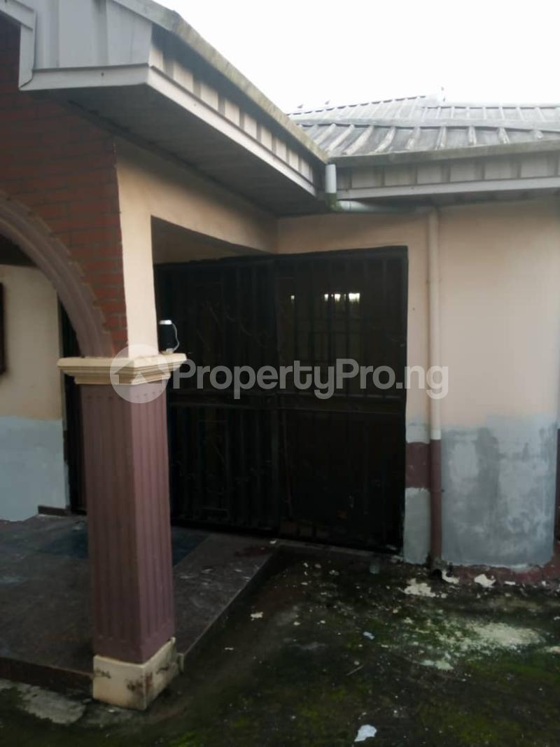 3 Bedroom Flat / Apartment in Ipaja road Ipaja Lagos Flat / Apartment