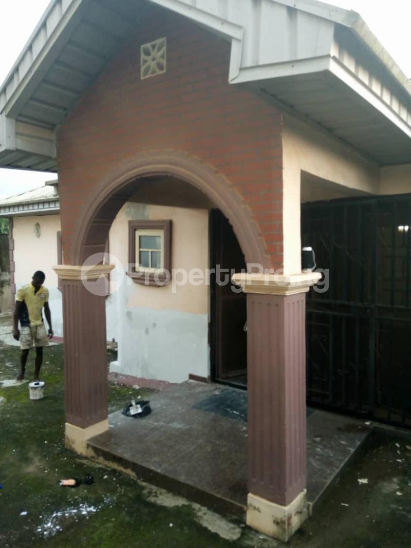 3 Bedroom Flat / Apartment in Ipaja road Ipaja Lagos Flat / Apartment