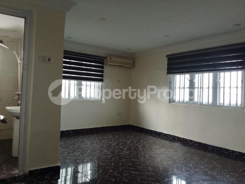 3 bedroom House for rent Oyadiran Estate Sabo Sabo Yaba Lagos - 10