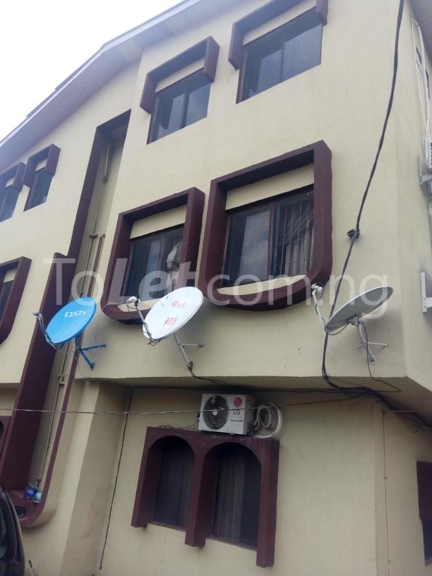 3 bedroom Flat / Apartment for rent Off Pedro Road. Tared Street Phase 1 Gbagada Lagos