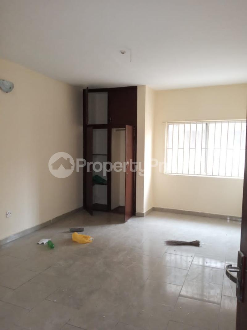 3 bedroom Flat / Apartment for rent Oladipo Oduwole Estate By Ojodu Road Safety. Ojodu Lagos