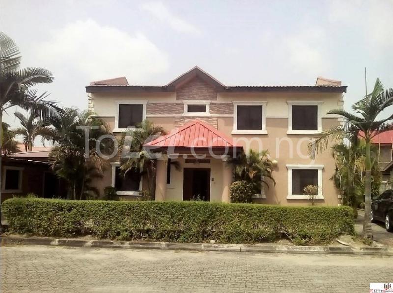 4 bedroom House for rent Manor Gardens (opposite Northwest Fueling Station) By Vgc Ikota Lekki Lagos