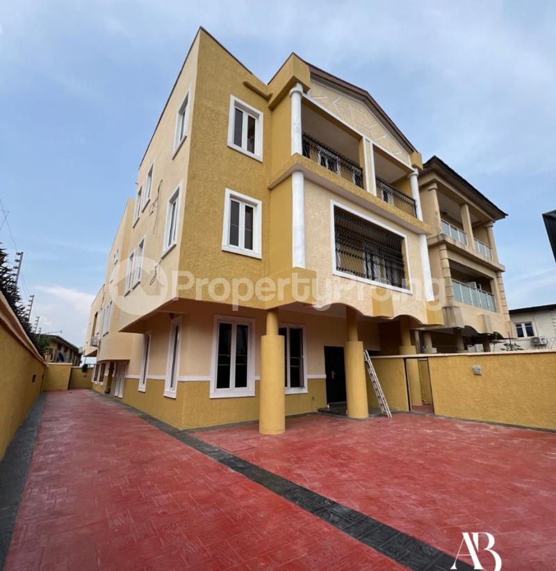 5 bedroom House for rent Ogudu Lagos