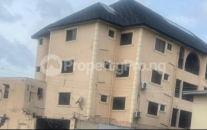 House for sale Off Oladimeji Str, Aguda Surulere Lagos