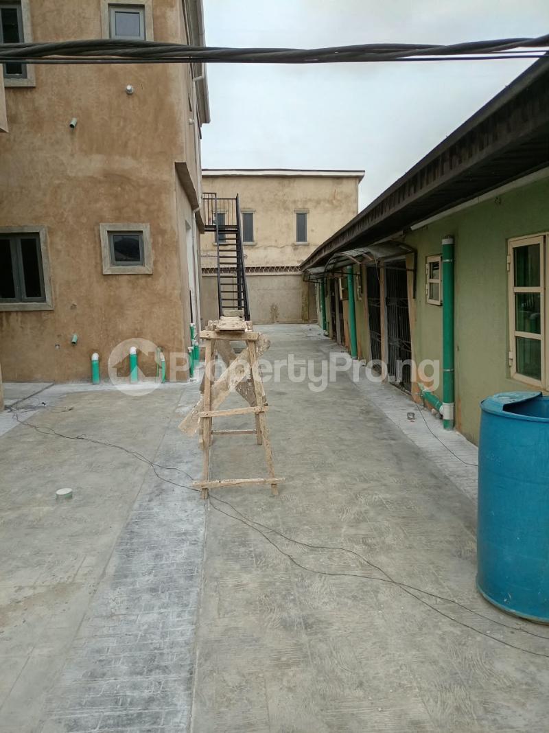 3 bedroom House for rent Soluyi Gbagada Lagos