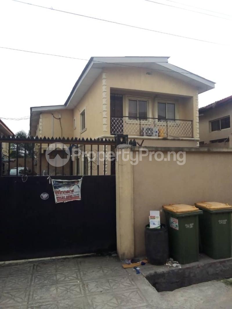 House for sale Obanikoro Estate, Obanikpro, Lagos. Ilupeju Lagos