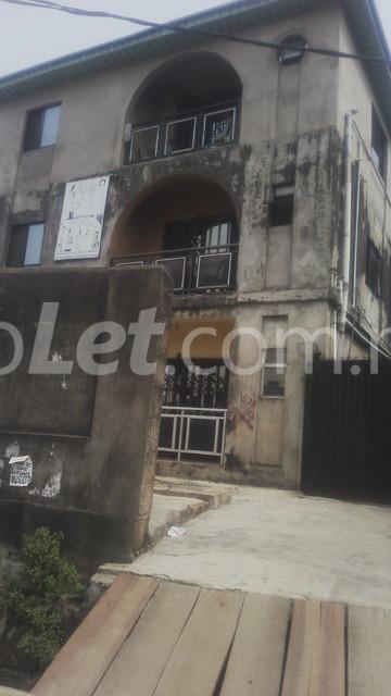 1 bedroom Flat / Apartment for rent Tantalizer Bustop Lagos