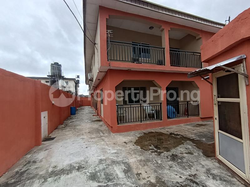 3 bedroom Flat / Apartment for rent Akowonjo Alimosho Lagos
