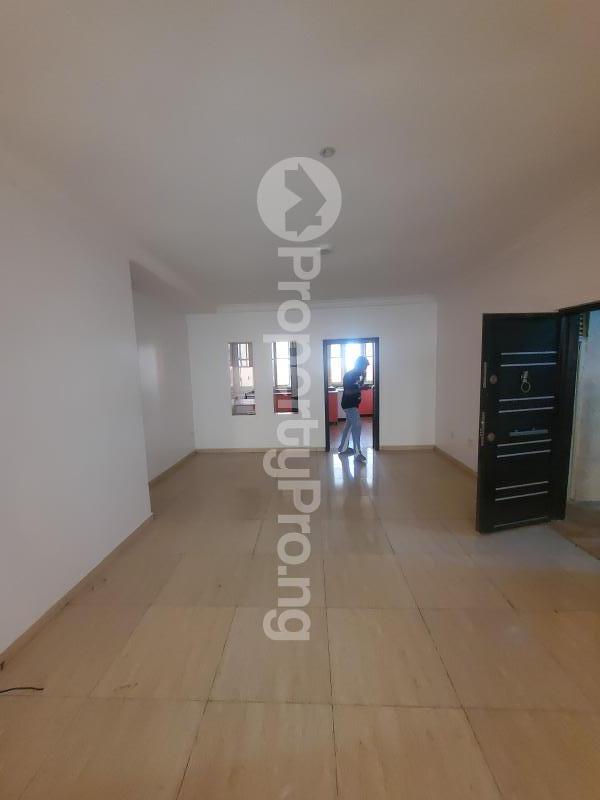 4 bedroom Flat / Apartment for rent Osapa london Lekki Lagos