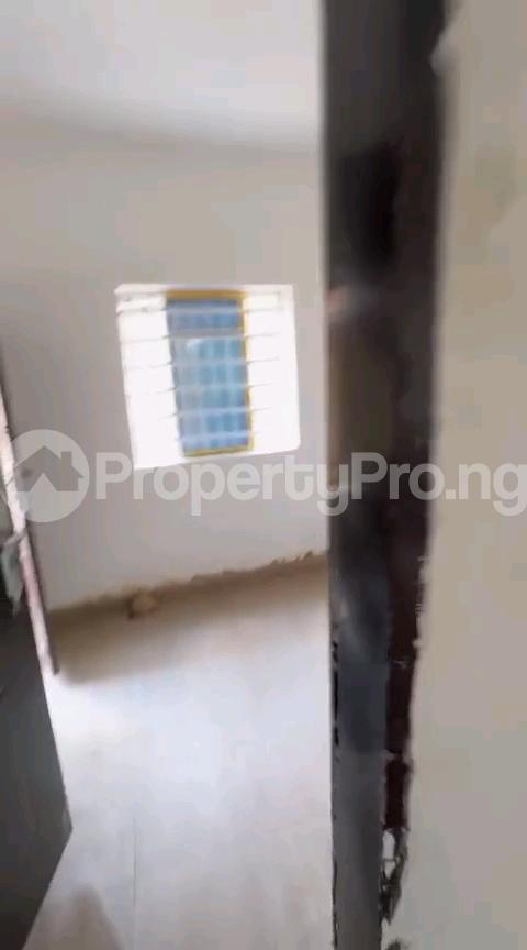 1 bedroom Flat / Apartment for rent Iwaya Yaba Lagos