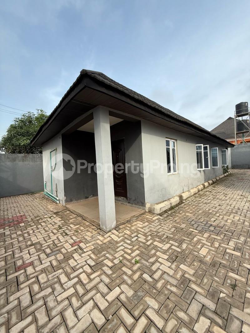 1 bedroom Flat / Apartment for rent Kolapo Ishola Gra, Akobo Ibadan Oyo