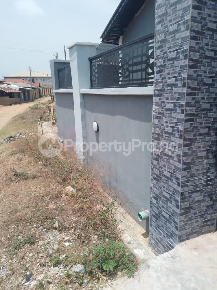 1 bedroom Flat / Apartment for rent Bravo Off Kuola, Akala Express Ibadan Oyo