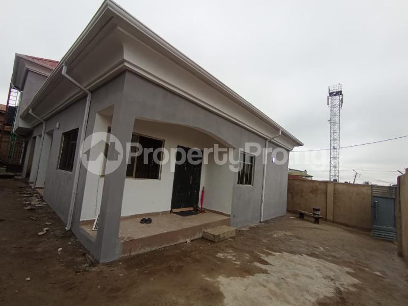 1 bedroom Flat / Apartment for rent Opp Ui 2nd Gate Barika Junction Ibadan Oyo