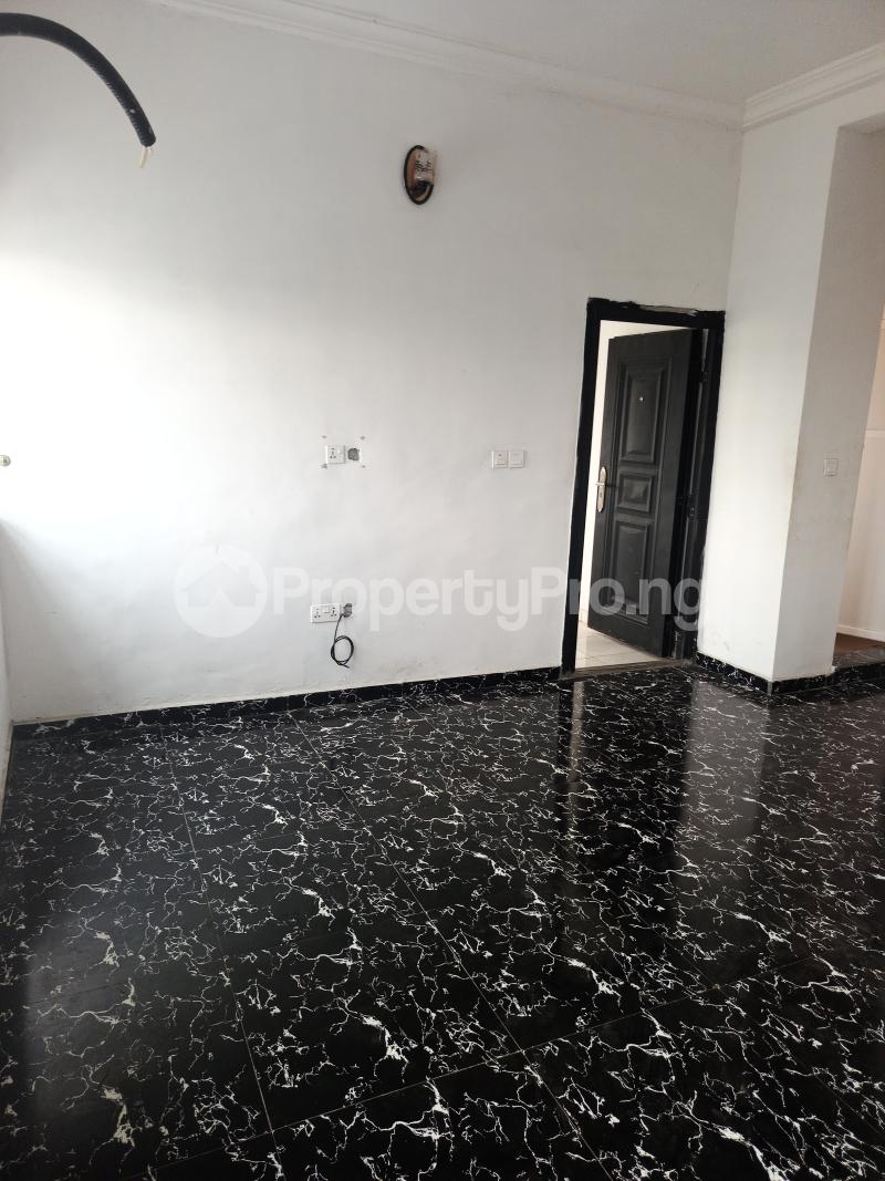 1 bedroom Flat / Apartment for rent Off Mobil Road Ilaje Ilaje Ajah Lagos