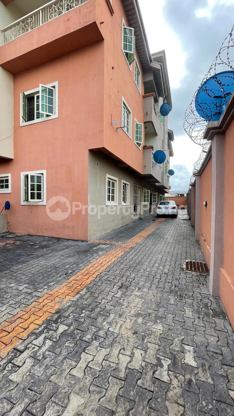 1 bedroom Flat / Apartment for rent Paradise Estate Opposite Abraham Adesanya Off Lekki-Epe Expressway Ajah Lagos