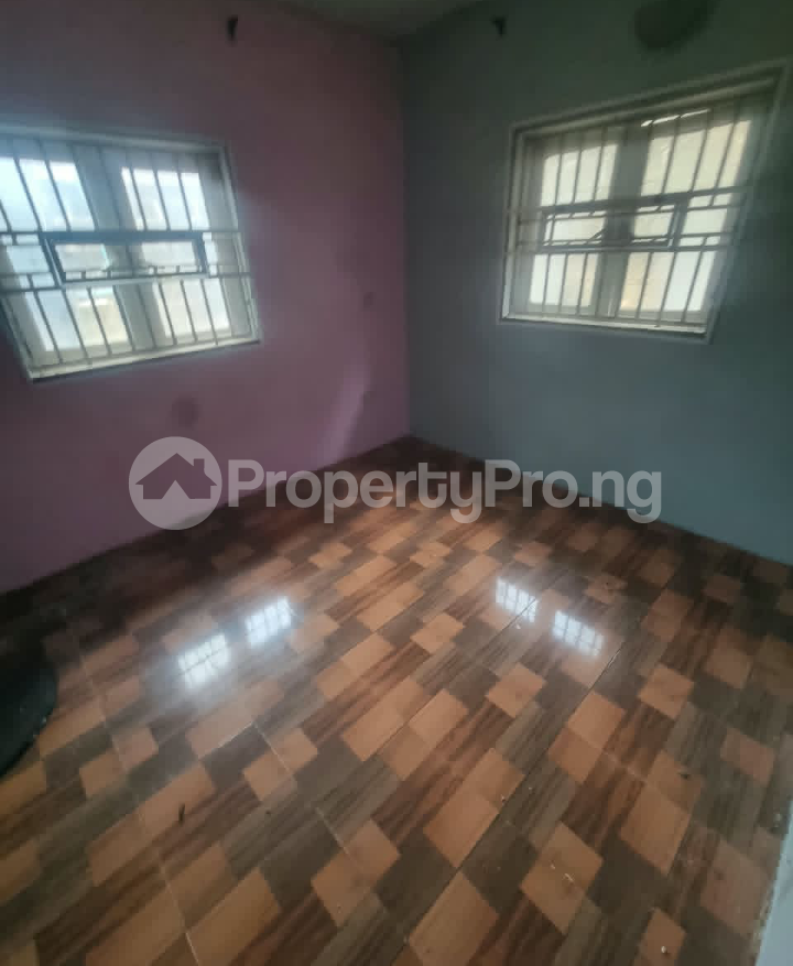1 bedroom Flat / Apartment for rent Ilupeju Estate Akala Express Ibadan Oyo
