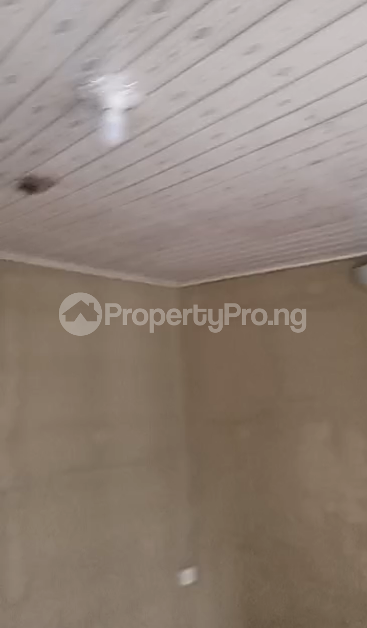 1 bedroom Flat / Apartment for rent Queen School Gra, Oluyole Extension Ibadan Oyo