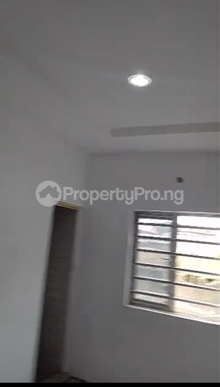 1 bedroom Flat / Apartment for rent Bovas Area, Akala Estate Akobo Ibadan Oyo
