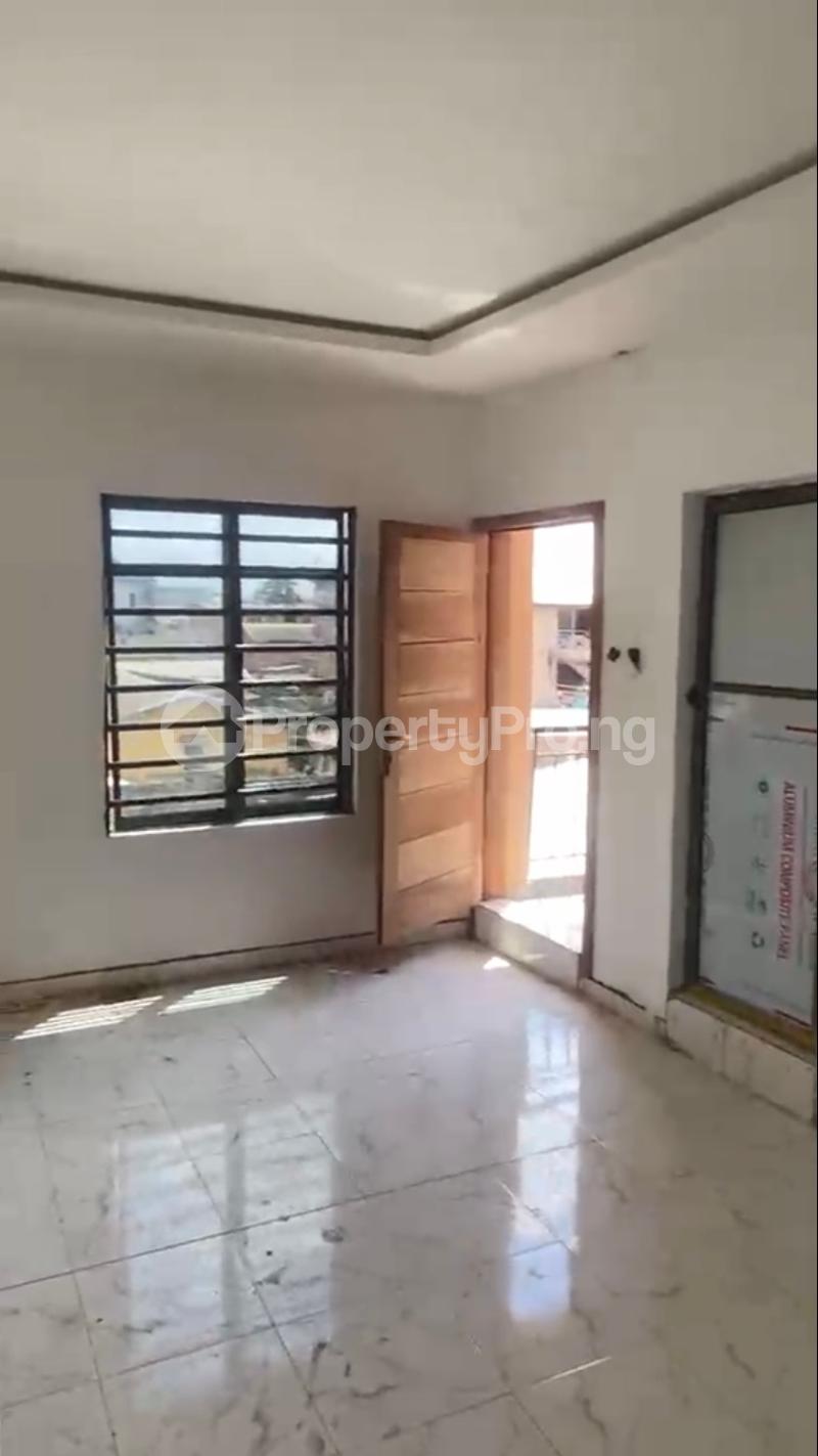 1 bedroom Flat / Apartment for rent Akoka Yaba Lagos