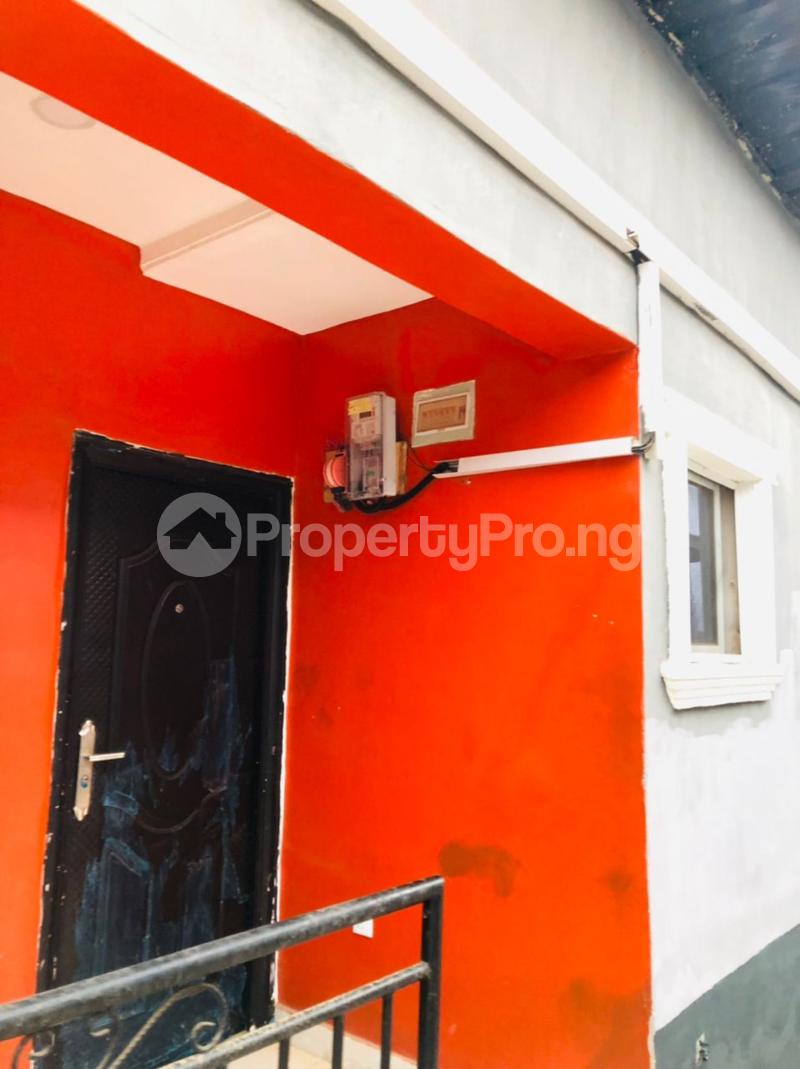 1 bedroom Flat / Apartment for rent Federal Housing Estate, Along Liberty Academy Off Akala Express, Ibadan Oyo