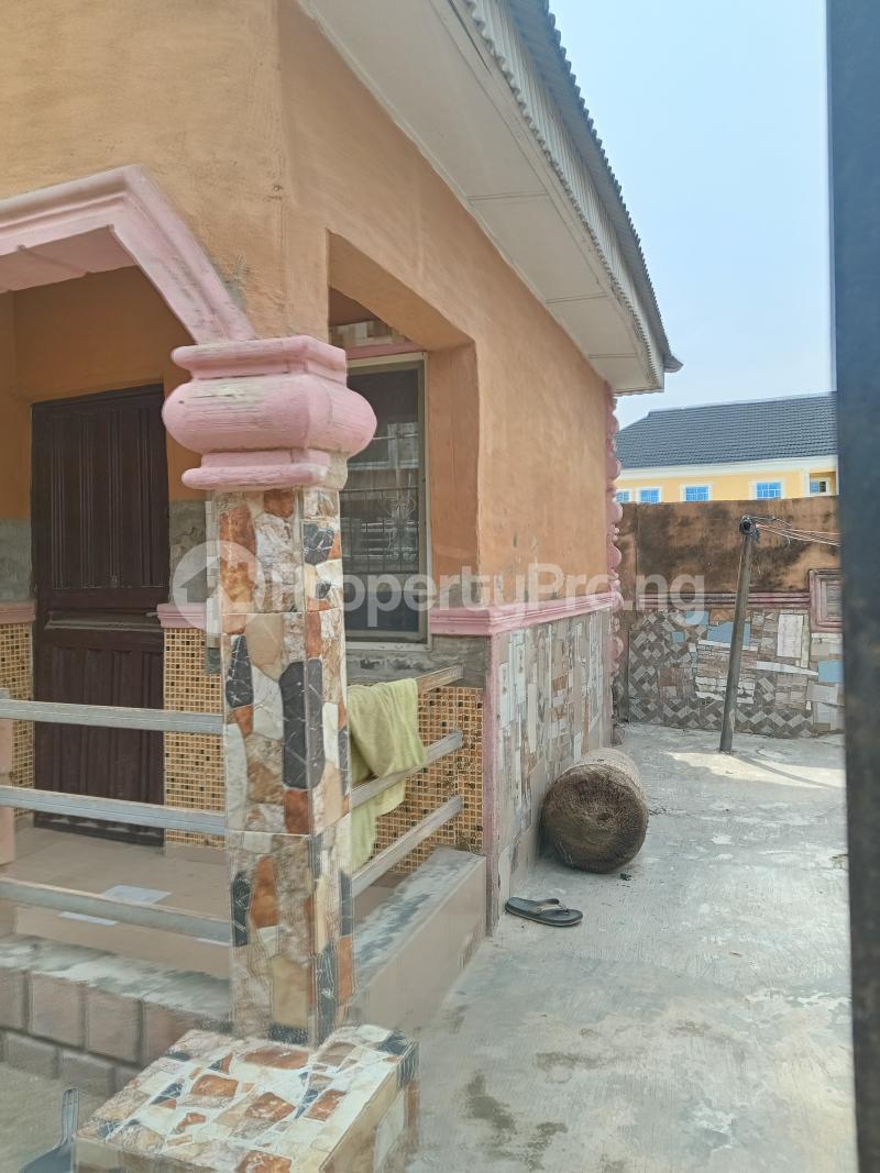 1 bedroom Flat / Apartment for rent Bayeku Road Igbogbo Ikorodu Lagos