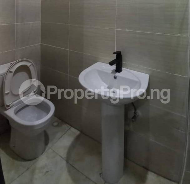 Flat / Apartment for rent Off Adetola Aguda Surulere Lagos - 0