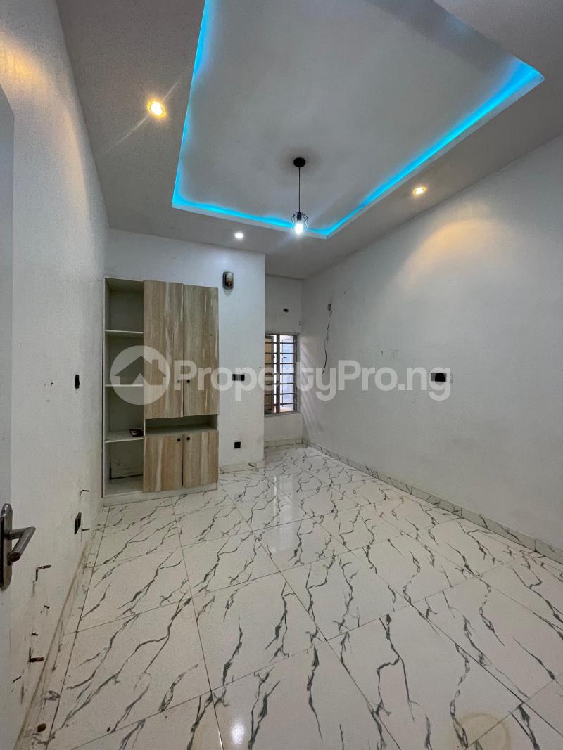 Flat / Apartment for rent Chevy View Estate chevron Lekki Lagos