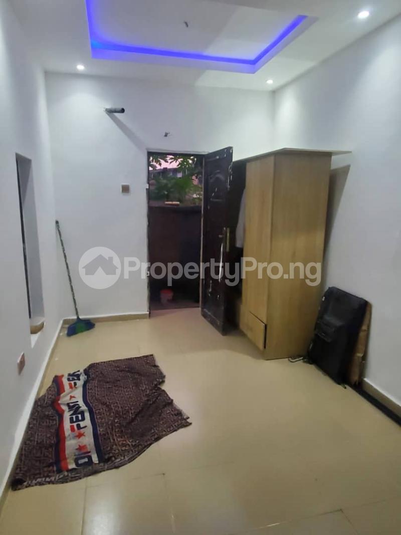 1 bedroom Flat / Apartment for rent Off Adelabu Road Suruler Adelabu Surulere Lagos