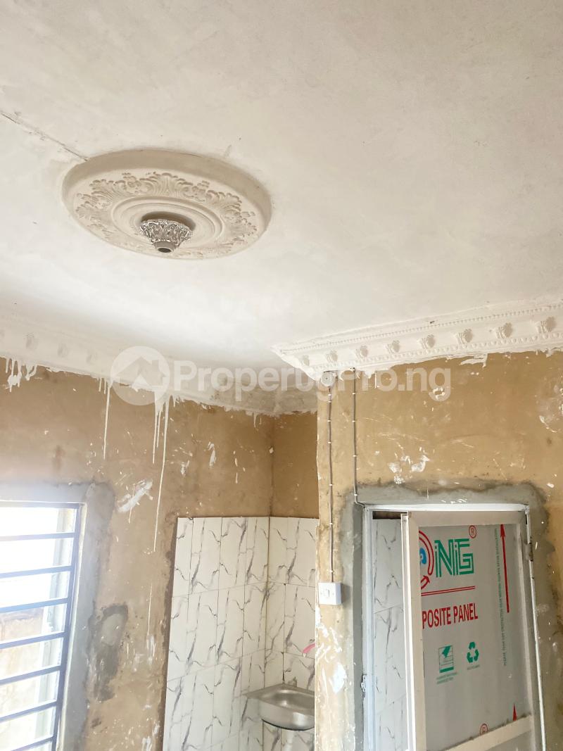 1 bedroom Flat / Apartment for rent Mafoluku Oshodi Lagos