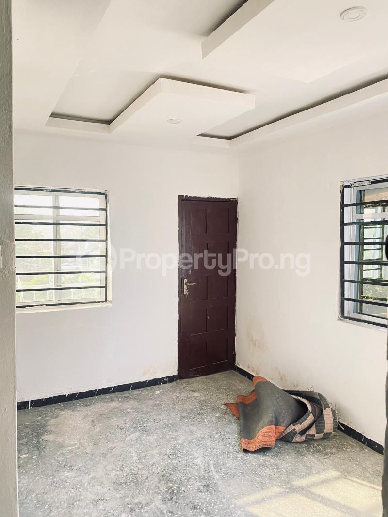 1 bedroom Flat / Apartment for rent Oshodi Expressway Oshodi Lagos - 0
