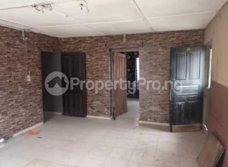 1 bedroom Flat / Apartment for rent Mafoluku Oshodi Lagos