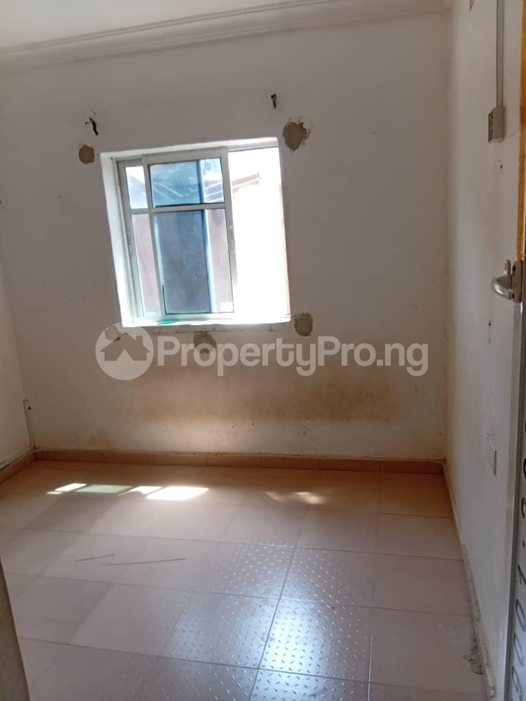 1 bedroom Flat / Apartment for rent Mafoluku Oshodi Lagos - 0