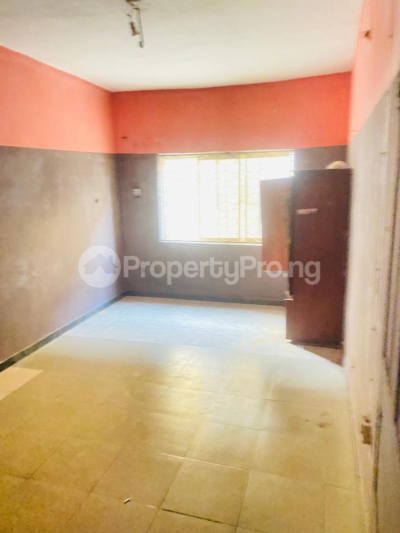 1 bedroom Flat / Apartment for rent Mafoluku Oshodi Lagos