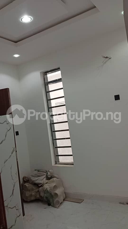 1 bedroom Flat / Apartment for rent Mafoluku Oshodi Lagos