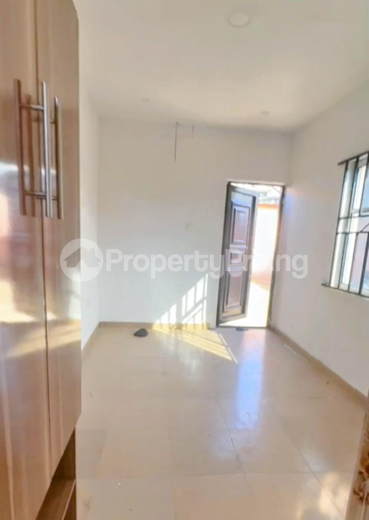 Flat / Apartment for rent Back Of Igbogbo Park Ikorodu Lagos - 0